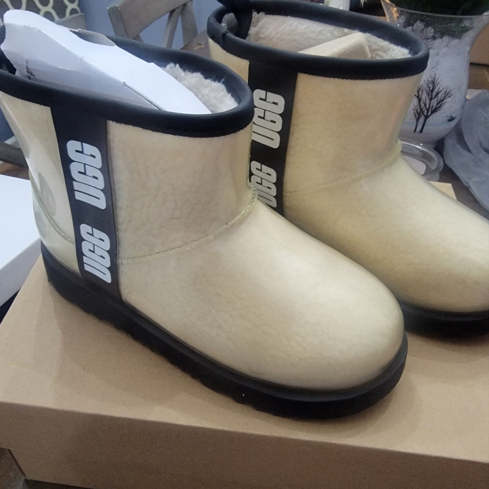 Kids Ugg boots